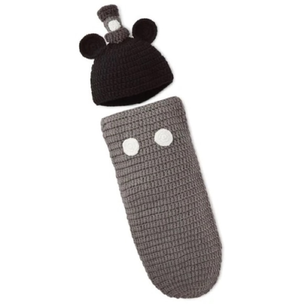 HALLMARK NEWBORN MICKEY KNIT WRAP AND HAT SET
